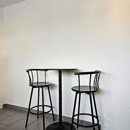 Appartement Des Grands Champs Avec Terrasse Saint-Aignan  Exteriör bild